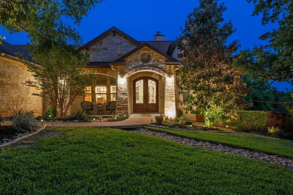 2703 Pyramid Drive Austin TX 78734