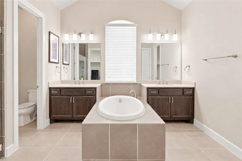 368 Pink Granite Boulevard Dripping Springs TX 78620