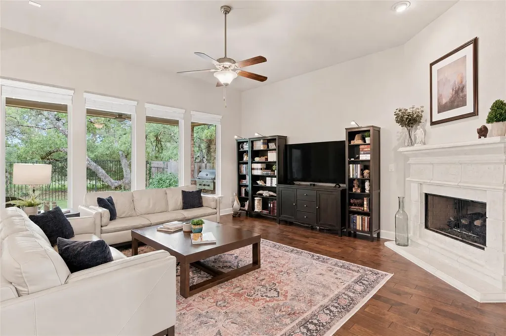 368 Pink Granite Boulevard Dripping Springs TX 78620
