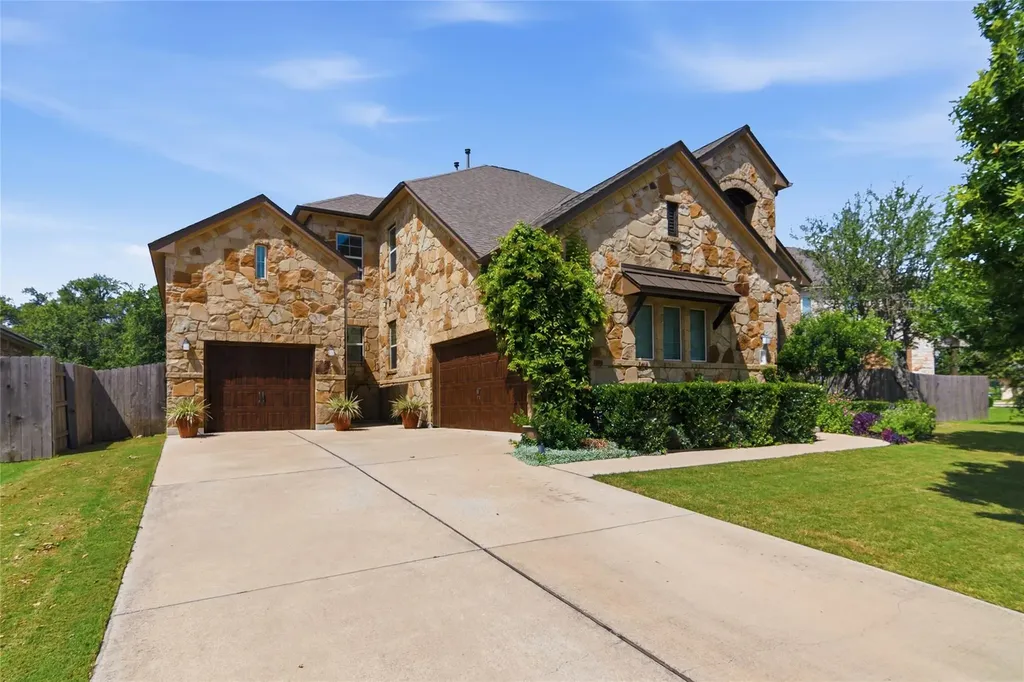 368 Pink Granite Boulevard Dripping Springs TX 78620