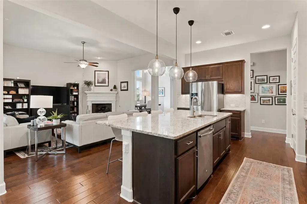 368 Pink Granite Boulevard Dripping Springs TX 78620