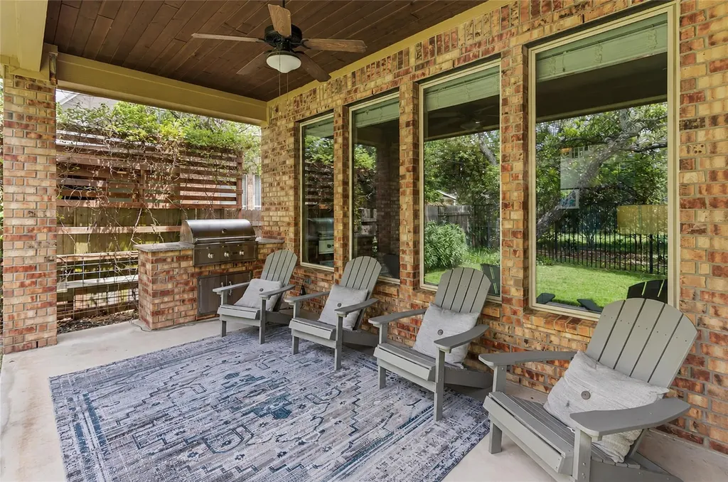 368 Pink Granite Boulevard Dripping Springs TX 78620