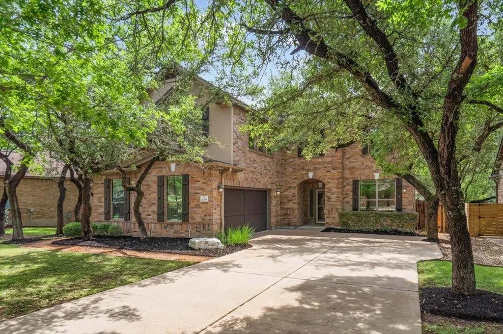11208 Bastogne Loop Austin TX 78739