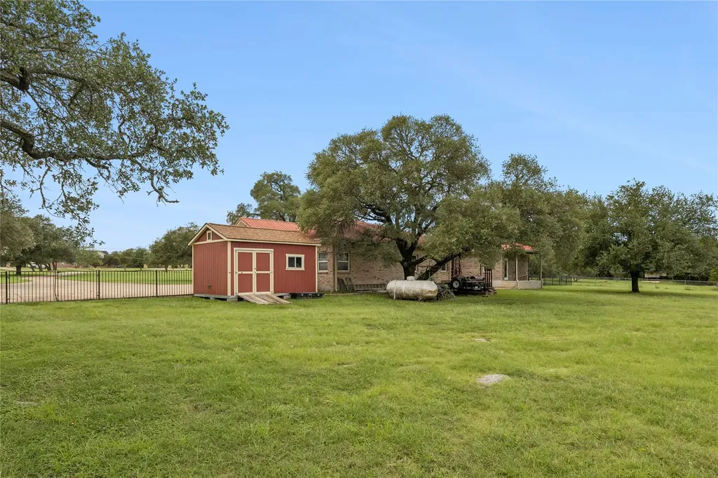331 Mourning Dove Lane Buda TX 78610