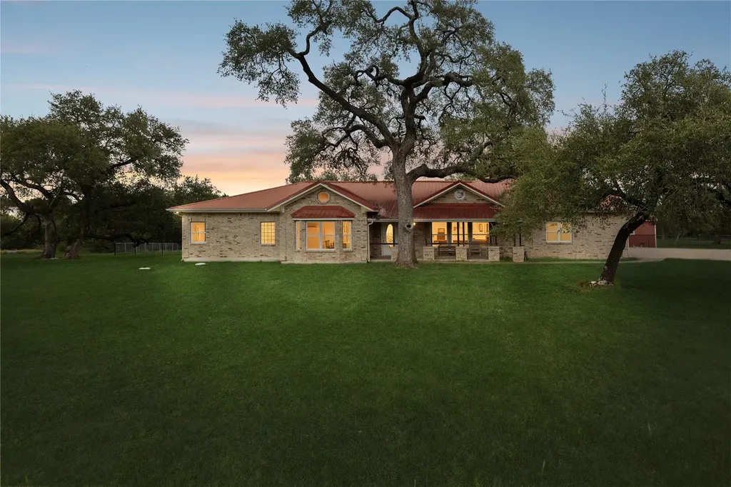 331 Mourning Dove Lane Buda TX 78610