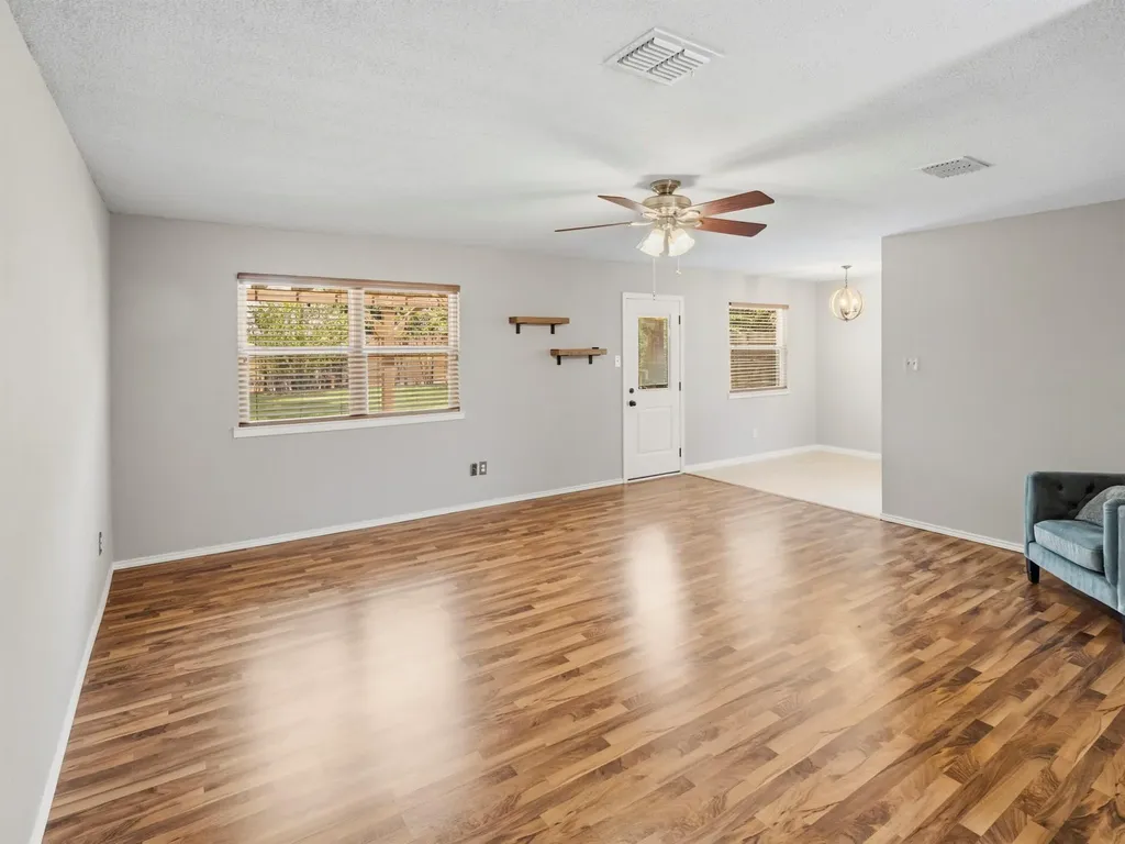 11214 Prairie Dove Circle Austin TX 78758