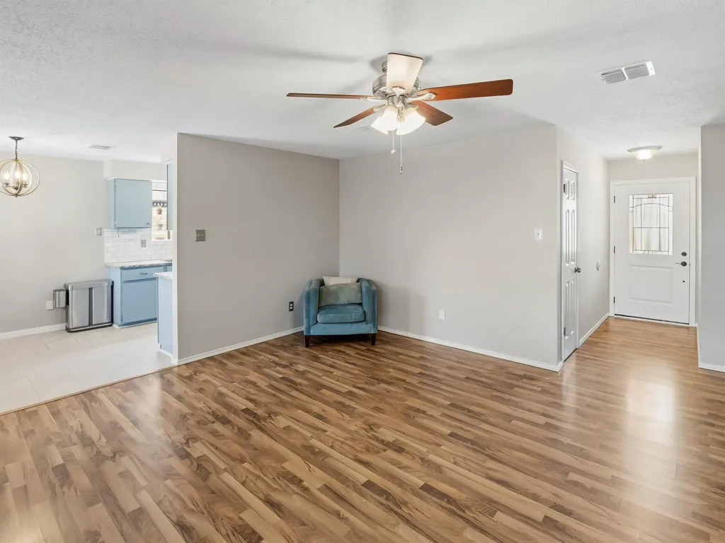 11214 Prairie Dove Circle Austin TX 78758
