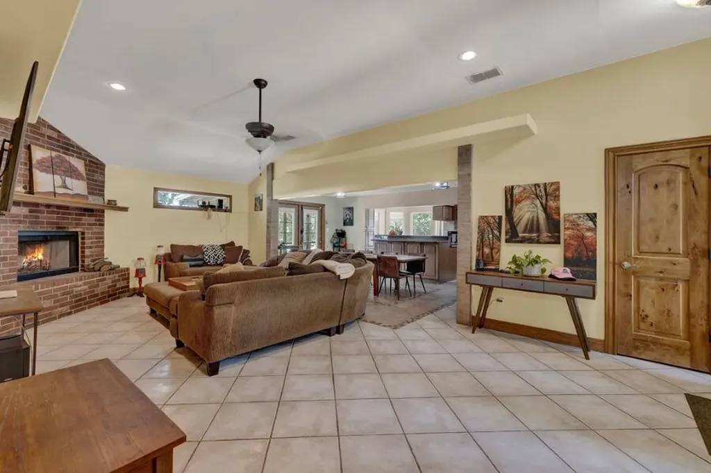 14147 Fm 306 Canyon Lake TX 78133