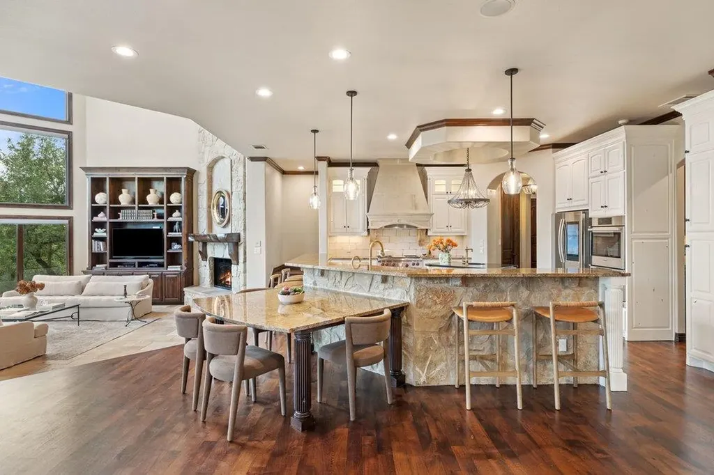 1540 County Road 262 Georgetown TX 78633