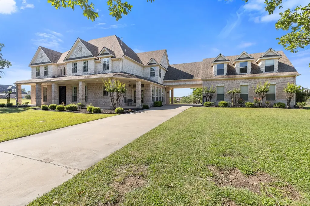 259 King Ranch Court Fort Worth TX 76108