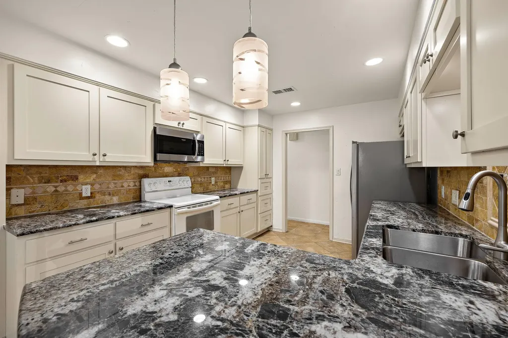 11817 Millwright Parkway Austin TX 78750