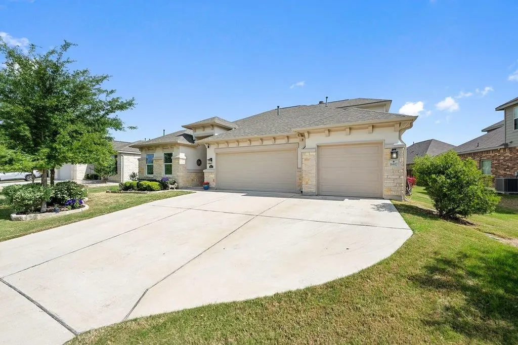 16817 Borromeo Avenue Pflugerville TX 78660