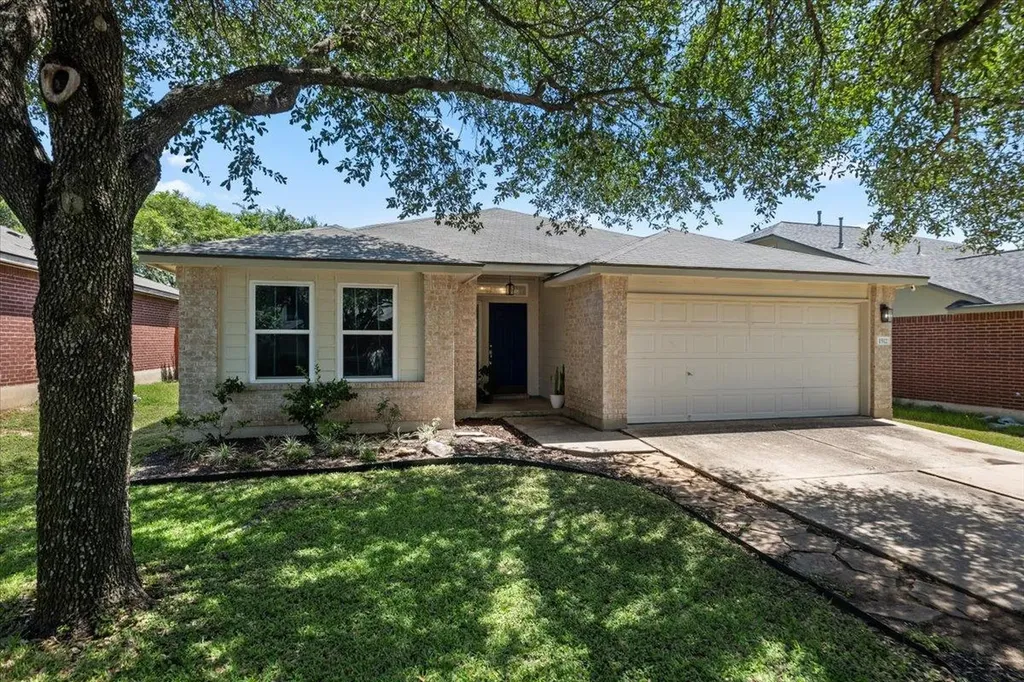1512 Dillon Lake Bend Leander TX 78641
