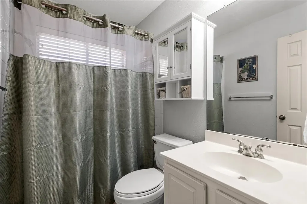 1512 Dillon Lake Bend Leander TX 78641
