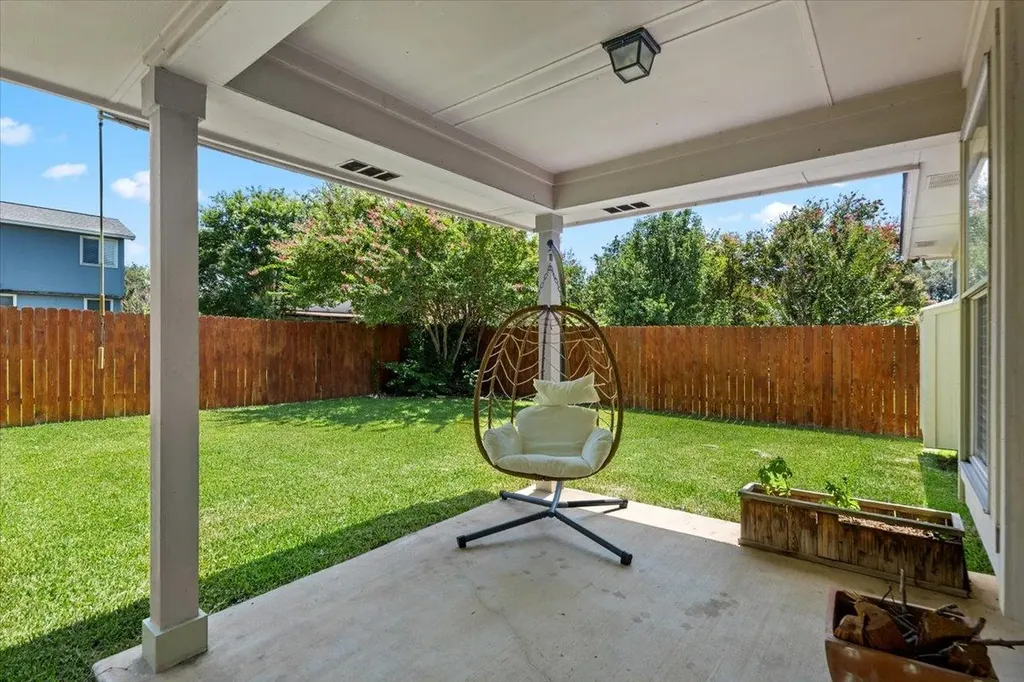1512 Dillon Lake Bend Leander TX 78641