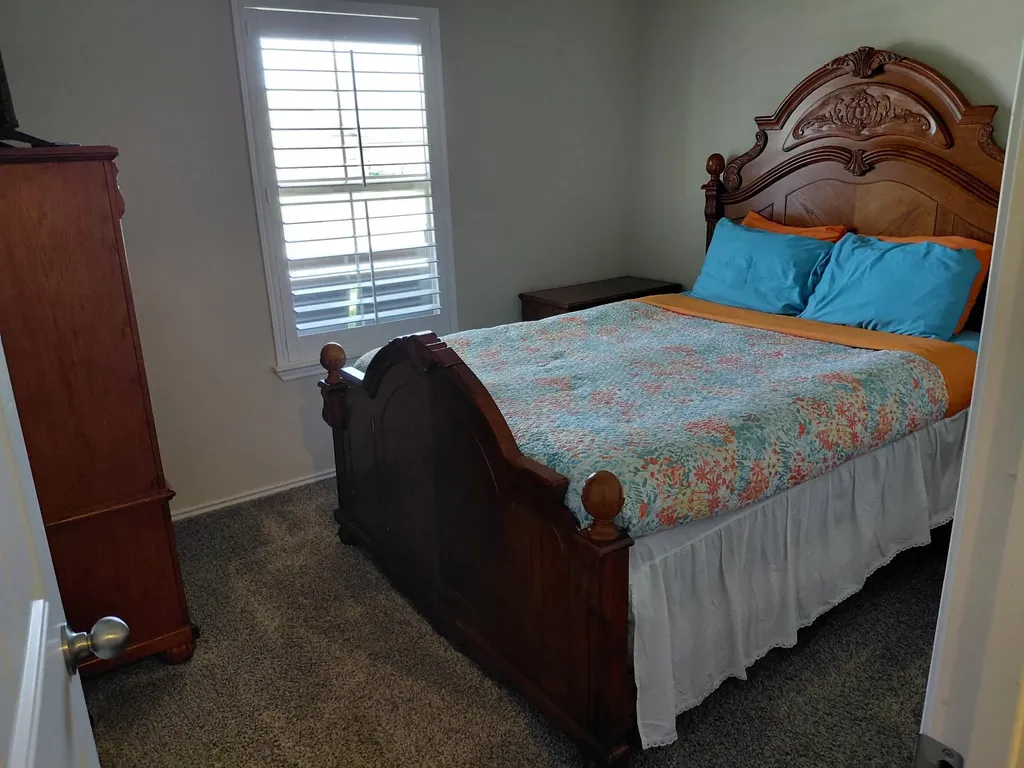 188 Beth Ann Loop Taylor TX 76574