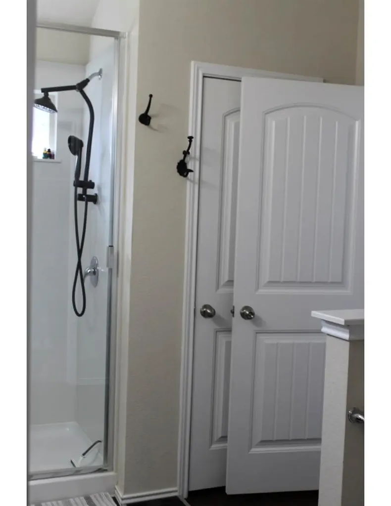 188 Beth Ann Loop Taylor TX 76574