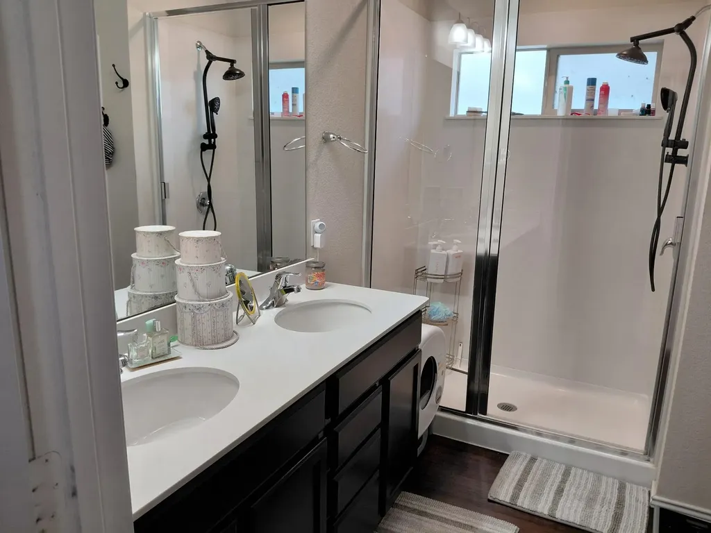 188 Beth Ann Loop Taylor TX 76574