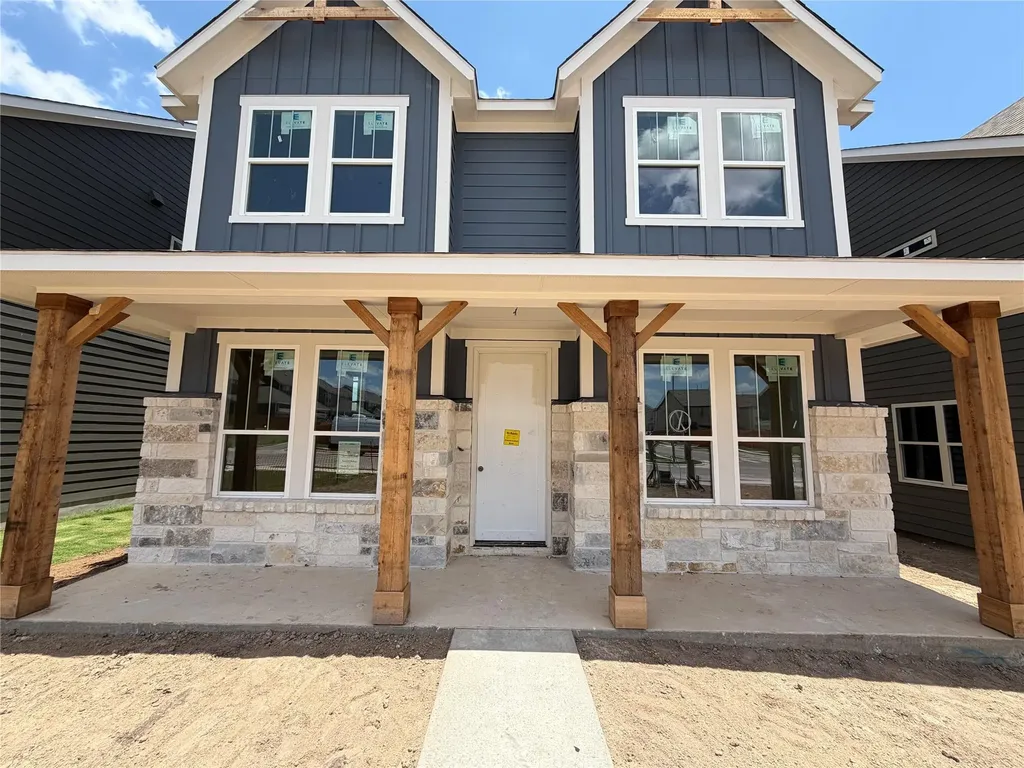 304 Leeland Drive Liberty Hill TX 78642