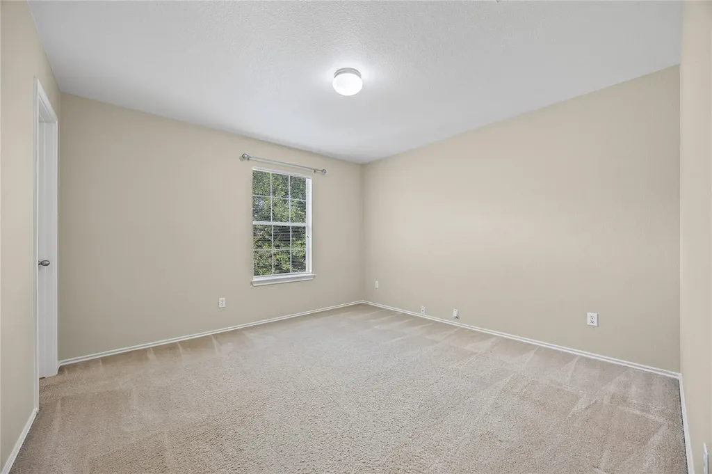 198 Black Forest Buda TX 78610