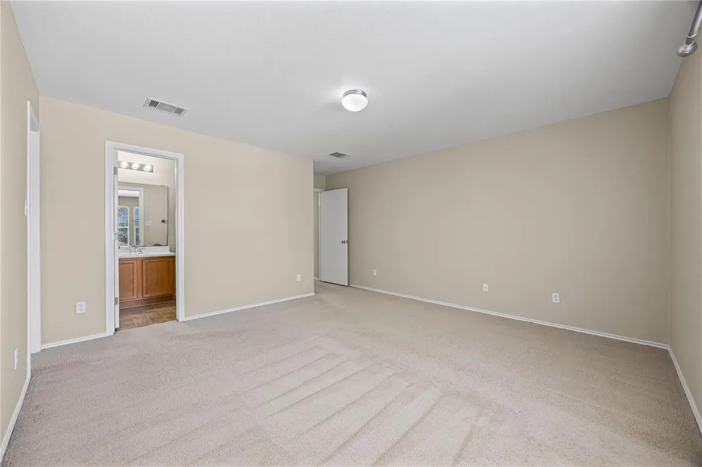 198 Black Forest Buda TX 78610