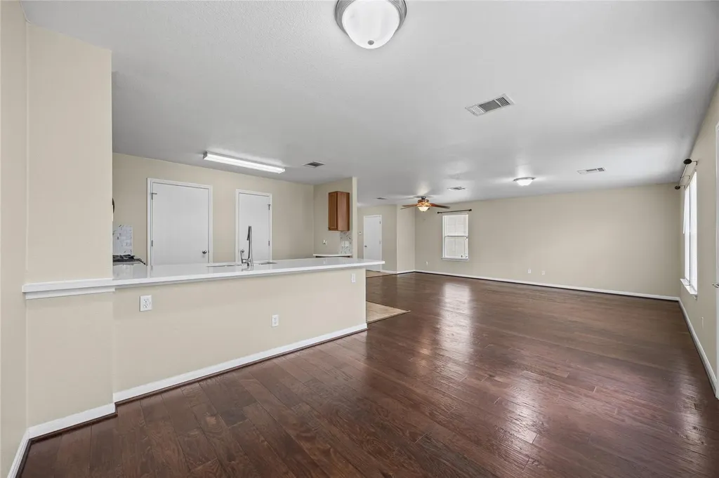 198 Black Forest Buda TX 78610