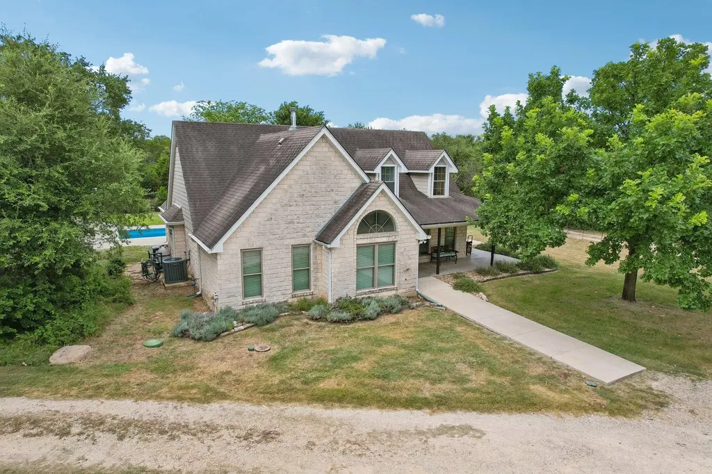 115 Nasoni Trail Georgetown TX 78628