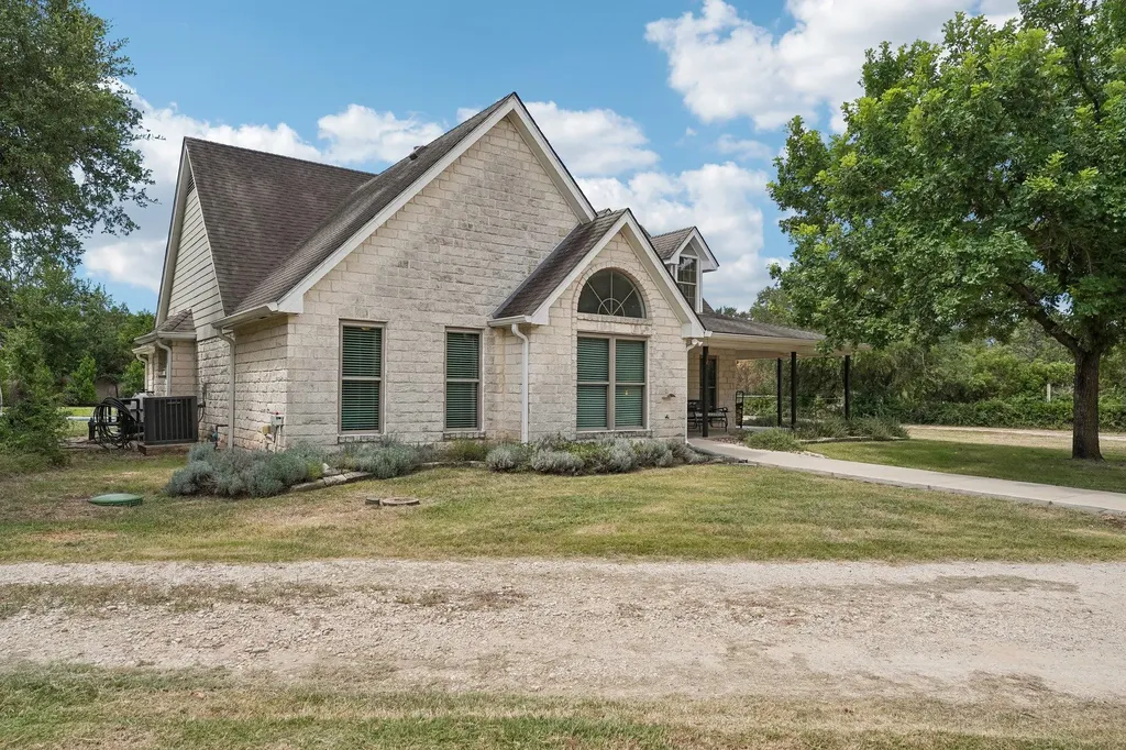 115 Nasoni Trail Georgetown TX 78633