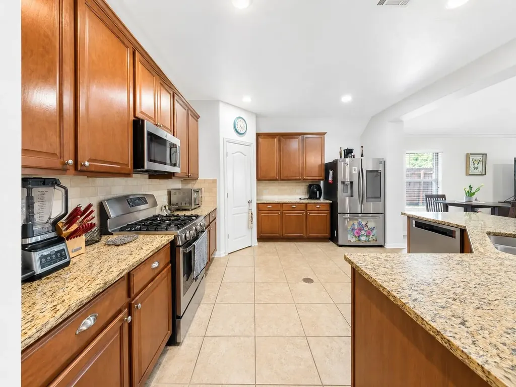 349 Razzmatazz Trail Buda TX 78610