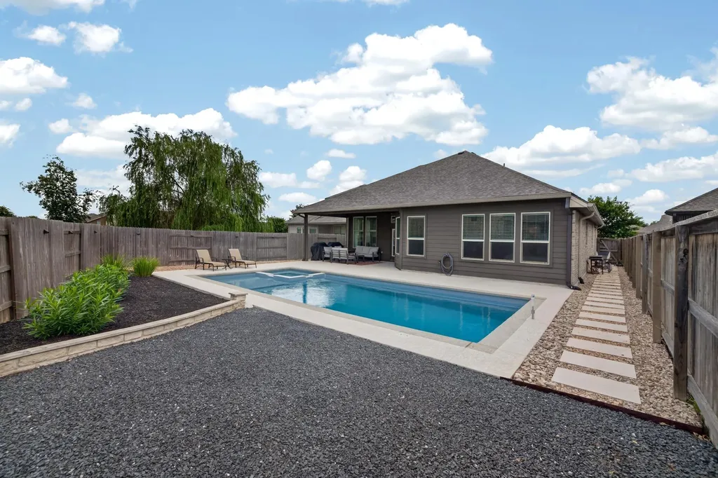 3804 Lunet Ring Way Pflugerville TX 78660