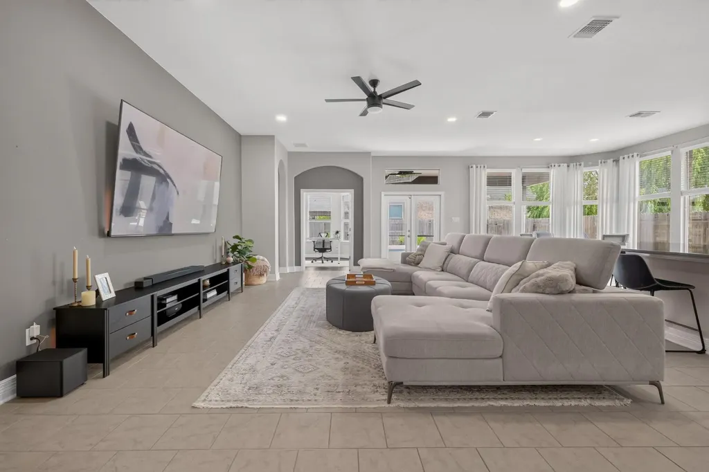 3804 Lunet Ring Way Pflugerville TX 78660
