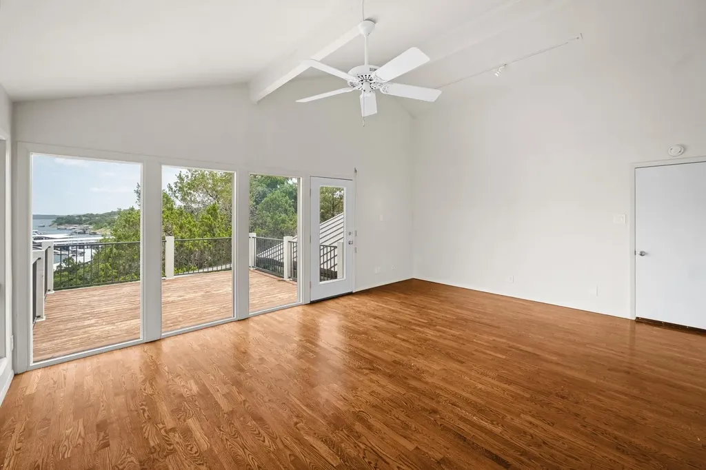 718 Bermuda Street Lakeway TX 78734