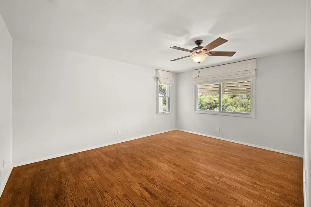718 Bermuda Street Lakeway TX 78734