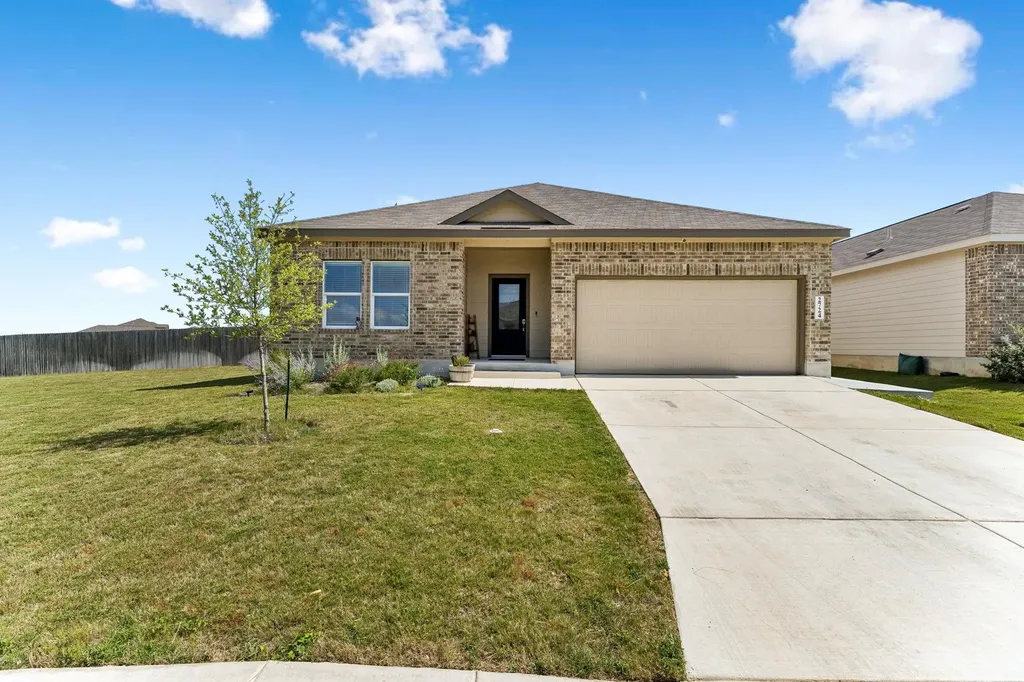 2724 Sierra Chicas Lane Seguin TX 78155