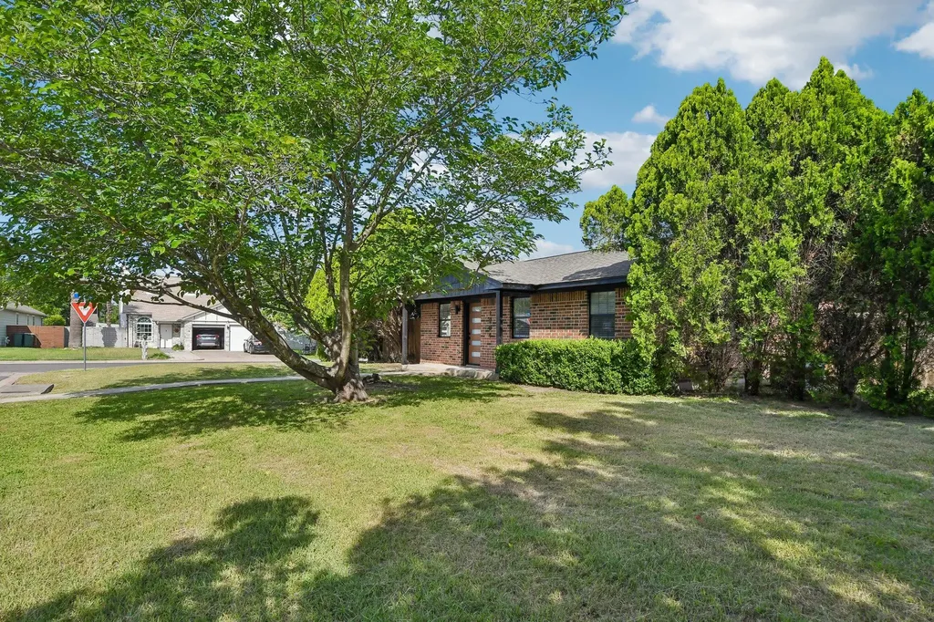 1204 Southwalk Street Georgetown TX 78626