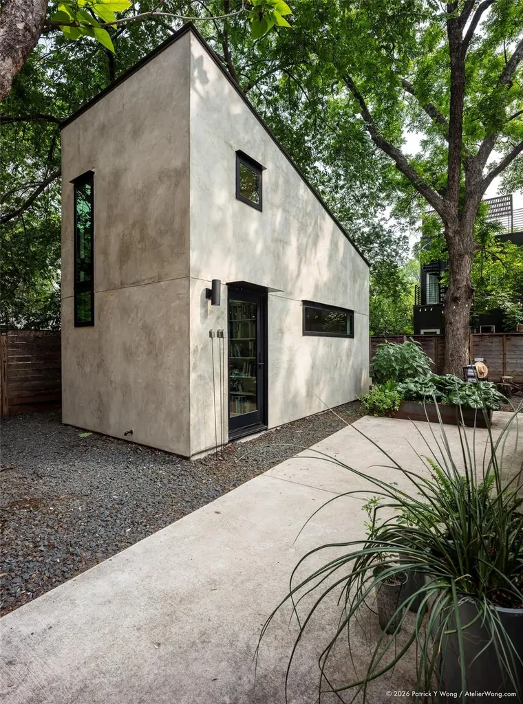 303 Navasota Street Austin TX 78702