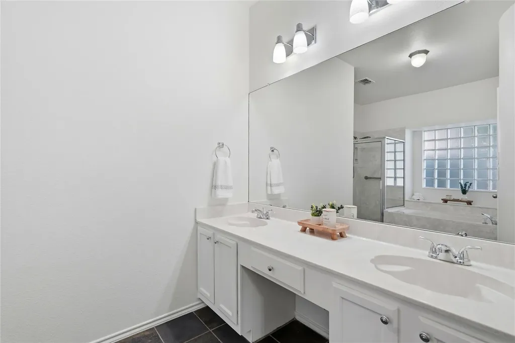 6515 Sans Souci Cove Austin TX 78759