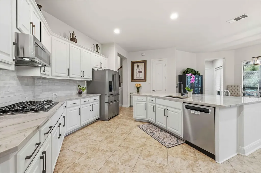 15200 Spillman Ranch Loop Austin TX 78738