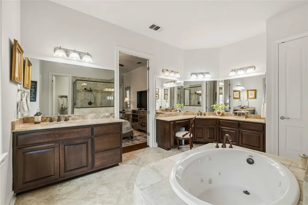 15200 Spillman Ranch Loop Austin TX 78738