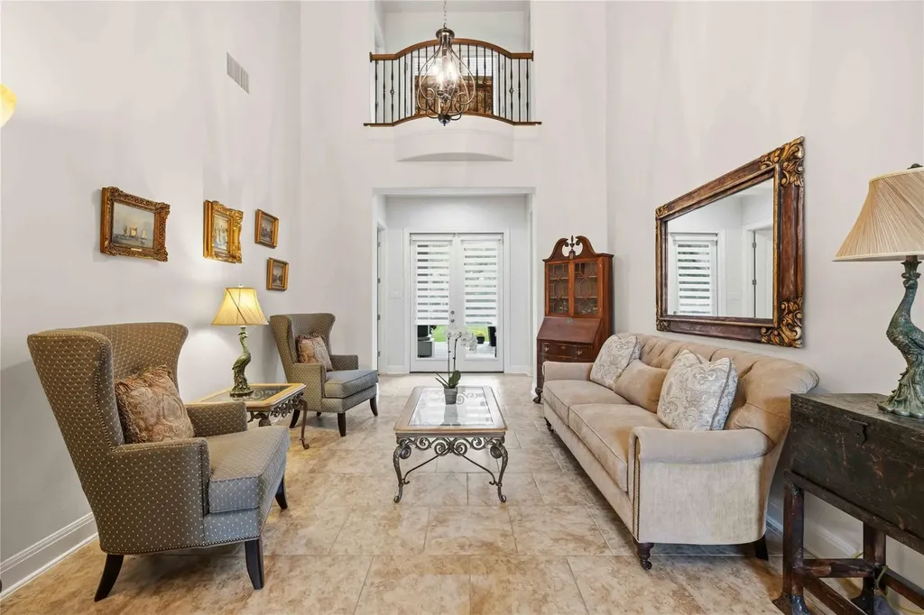 15200 Spillman Ranch Loop Austin TX 78738