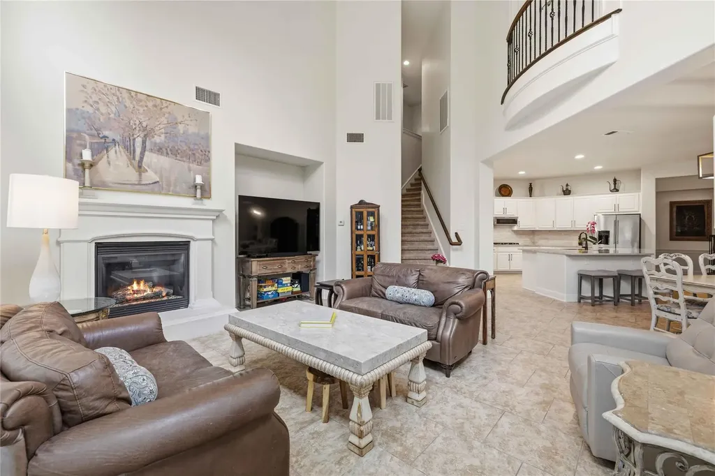 15200 Spillman Ranch Loop Austin TX 78738