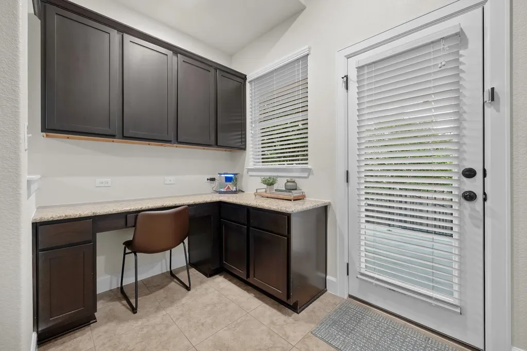 616 Loma Cedro Bend Leander TX 78641