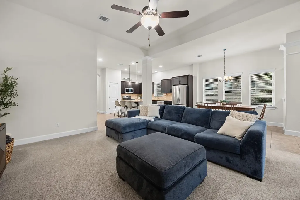 616 Loma Cedro Bend Leander TX 78641