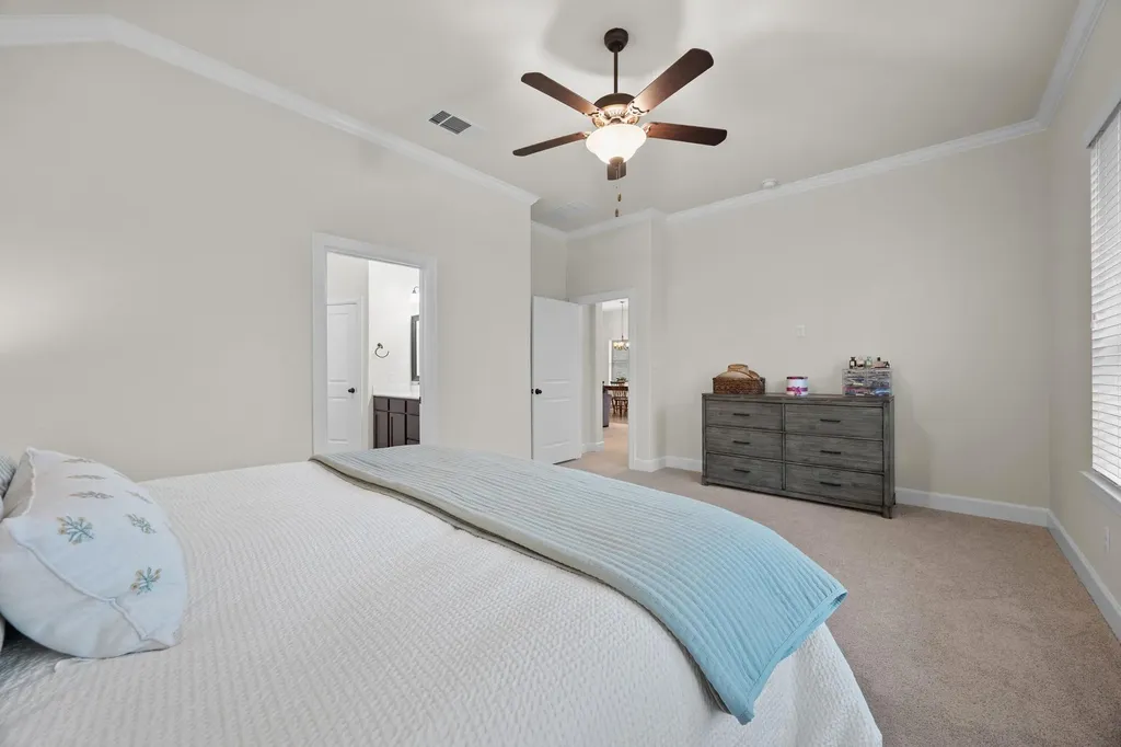 616 Loma Cedro Bend Leander TX 78641