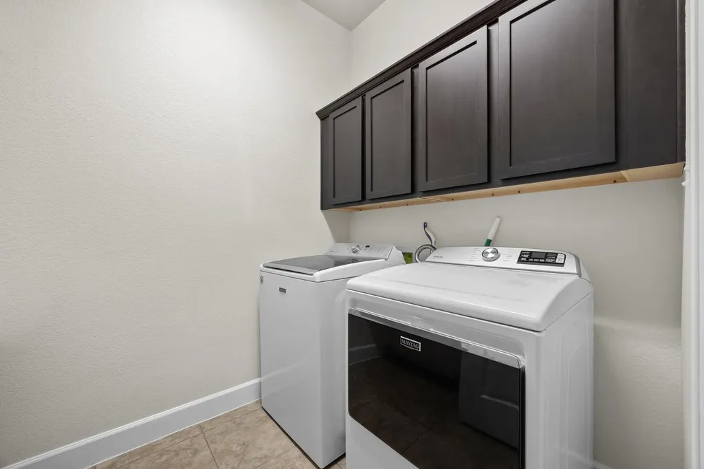 616 Loma Cedro Bend Leander TX 78641