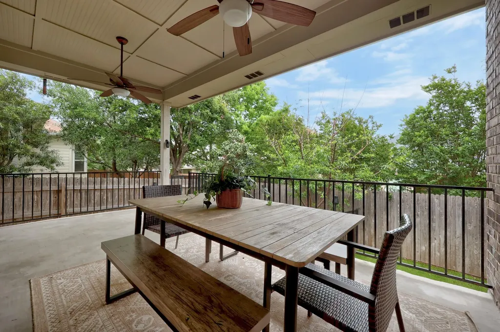 616 Loma Cedro Bend Leander TX 78641