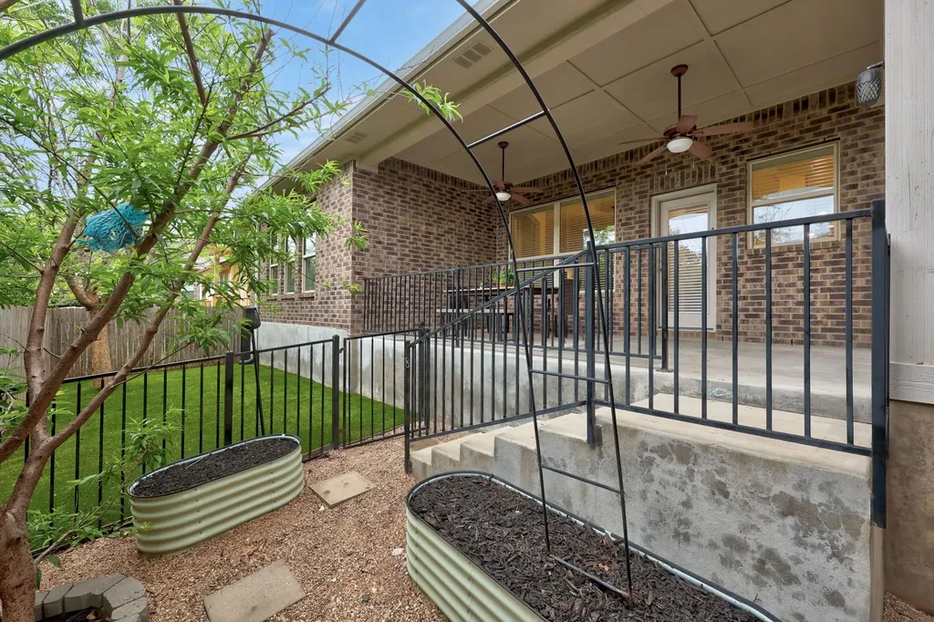 616 Loma Cedro Bend Leander TX 78641