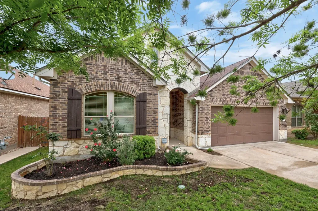 616 Loma Cedro Bend Leander TX 78641