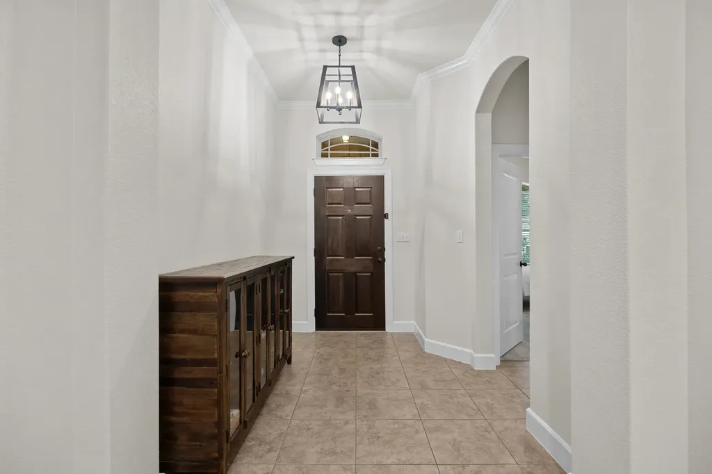 616 Loma Cedro Bend Leander TX 78641