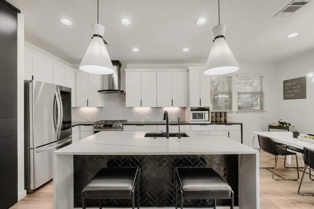 10412 Turnbull Loop Austin TX 78717